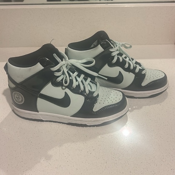 Black and mint green Nike All Star High-Top Sneakers size Y4 - Picture 4 of 4